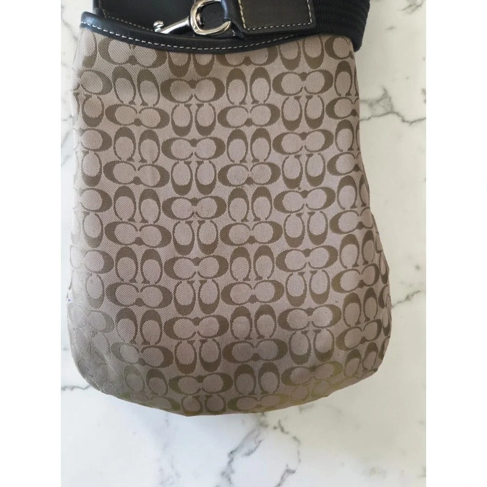 Vintage 2005 Coach Soho‎ Buckle Flap Crossbody Bag 4786 Black Leather Y2K